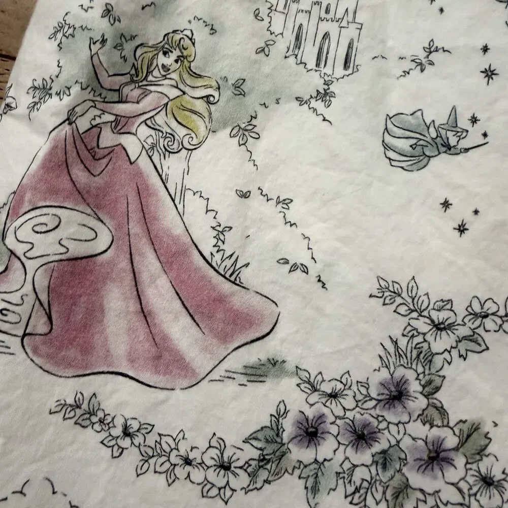 Pottery Barn Kids Disney Princess Heritage Full Flat Sheet Organic Cotton READ